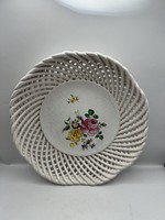 Áttört porcelán asztalközép, 25 cm-es nagyságú. 5050