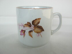 Zsolnay porcelán rózsás bögre