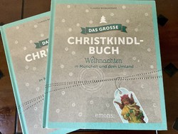 Christmas themed books in German with very nice pictures, in unopened packaging
