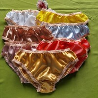 Fen48.10.3. - Women's underwear - 7 traditional style satin panties l/44-46 - peach