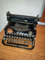 Qwertz erika folding folding mini typewriter Hemingway's favorite