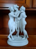 Three Graces statue