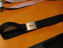 Devergo woven belt with metal buckle