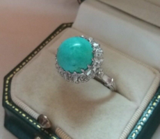 Turquoise 0.30 Ct with diamonds 14.Kr. My white gold ring