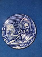 Delft wall plate