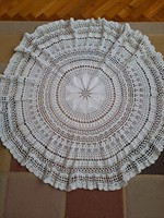 Retro- Huge Round Crochet Lace Tablecloth - Full Circle