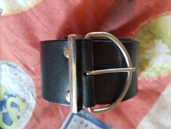 Black belt (clean style)-------slightly used------- with shiny finish --------