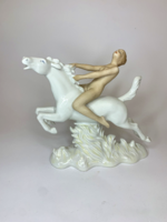 Wallendorf nude girl on amazon horse