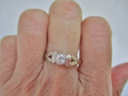 Elegant art deco silver ring with white stone