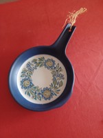 Ceramic painted pan with handle