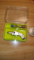 50-es évek Berloque Japán Xythos inspiráció vintage kulcstartó miniatűr pisztoly 2mm pinfire