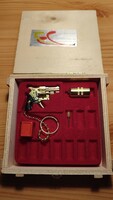 Curio gold plated rare xythos vintage key ring miniature pistol 2mm pinfire