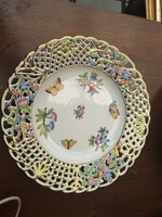 Herend Victoria pattern decorative plate