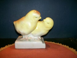 Porcelain chick pair figure 11 cm high
