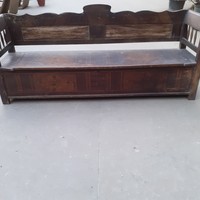 Old folk horse bench