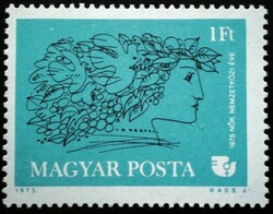 S3022 / 1975 A Nők Nemzetközi Éve bélyeg postatiszta