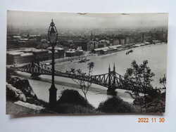 Régi képeslap: Budapest, Látkép a Szabadság-híddal (1961)