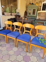 4 old Biedermeier chairs, the price applies to the whole thing!!!
