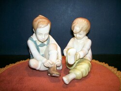 Aqvincum children's pair figure 9.5 And 10 cm high.