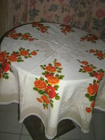 Beautiful vintage style floral edge lacy round tablecloth