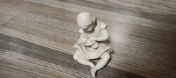 Kőbányai porcelán babázó kislány, drasche