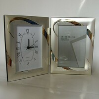 Clock with photo holder (120001)