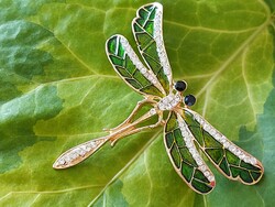 Dragonfly-shaped brooch metal badge