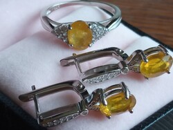 925 silver set with yellow sapphire gemstone