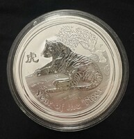 1 kg ezüst érme 2010 Tigris éve .