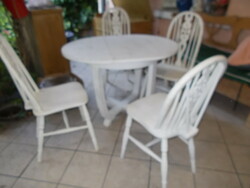 4 windsor chairs with table
