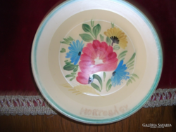 2 Plastic, painted small plates bought at the 50-year-old Hortobágy Bridge Fair, can be hung on the wall, would not be used