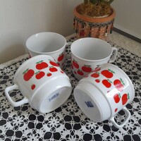 Retro Zsolnay five-tower mugs with apple and cocoa