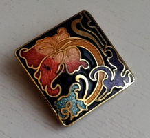 Richly gold-plated brooch pin with a beautiful fire enamel enamel inlay with a secure switch