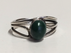 Marked silver ring in old, well-preserved condition, encrusted with a malachite stone