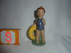 Ceramic beach girl with rubber band