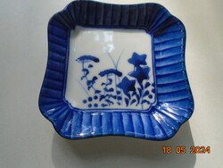 Hand-painted blue and white Chinese bowl, with 3 hand writing marks on the base