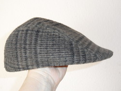 SARA kockás, siltes férfi kalap, fejfedő ( 55/56-os )