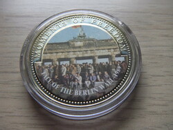 10 Dollars The Fall of the Berlin Wall (1989) Liberia 2001 in a sealed capsule