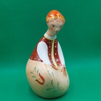 Retro Bodrogkeresztúri  kerámia ülő lány figura