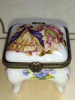 Gyönyörű barokk stílusú porcelán ékszertartó Szelence
