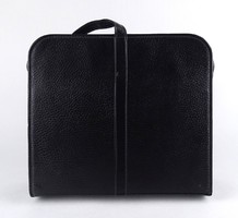 1R450 black leather toiletry bag