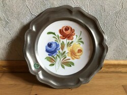 Wall pewter with porcelain insert, decorative plate