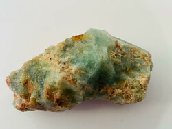 Aquamarine  -  larger stone-     - rough - 96 g