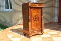 Ónémet, antik, korinthoszi oszlopos komód, szekrény 14.