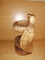 Faragott fa teknős - üveg, palack tartó - 26 cm (38/d)