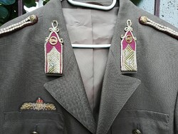 Ajánlatot várok ! Katonaság-Társasági zakó-kabát őrnagy , logisztika