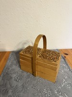 Régi fa, emeletes szétnyítható varróládika