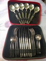 Minőségi evőeszközkészlet dobozában, orosz, 6 sz-24 db