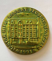 Zsolnay eozin porcelán emlékérem. 1991. Magyar Htelbank pécsi igazgatóság.
