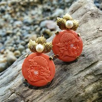 2 18k gold coral earing,